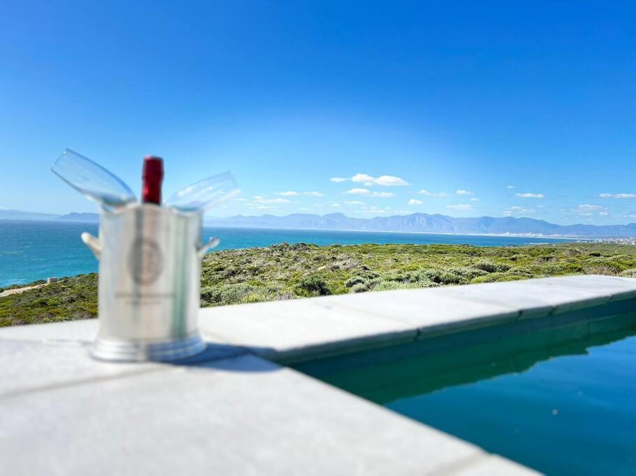 Ocean Retreat, Romansbaai Gansbaai Exteriör bild