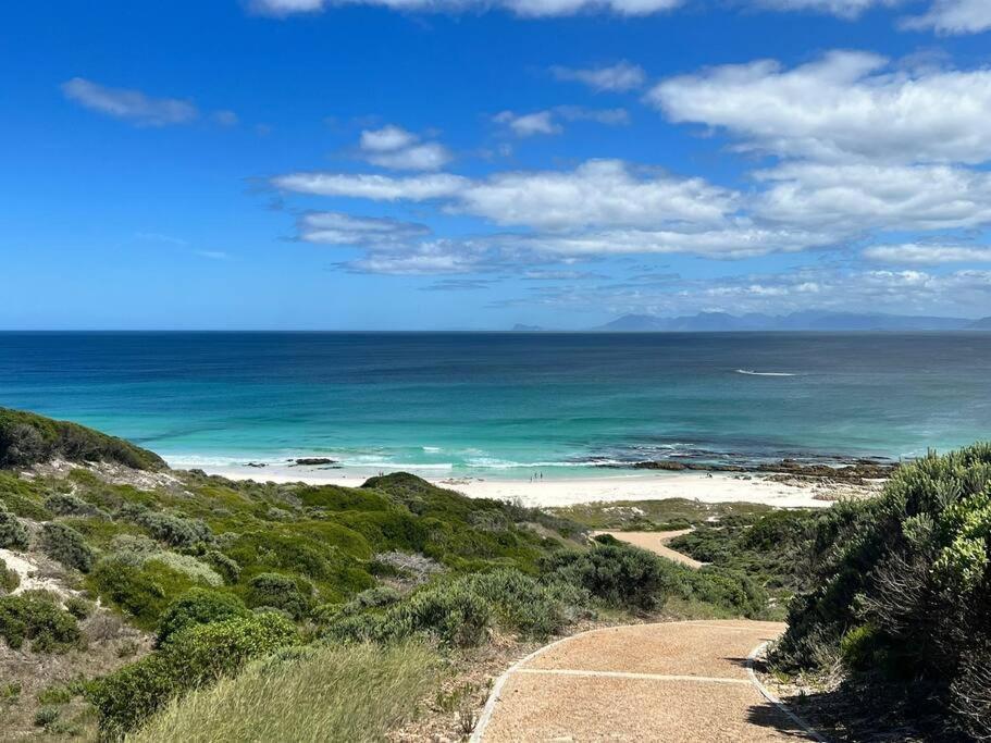 Ocean Retreat, Romansbaai Gansbaai Exteriör bild